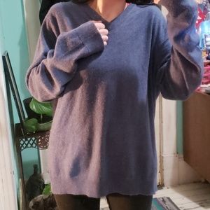 Cashmere V-Neck Sweater